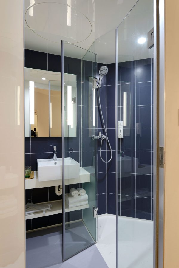 Shower Tray & Screen Installation