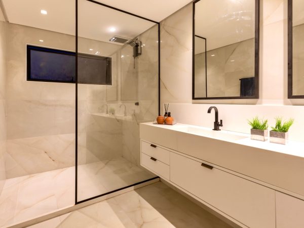 pexels-rods-aguiar-2154709933-34208341 Shower & Basin Combined Installation